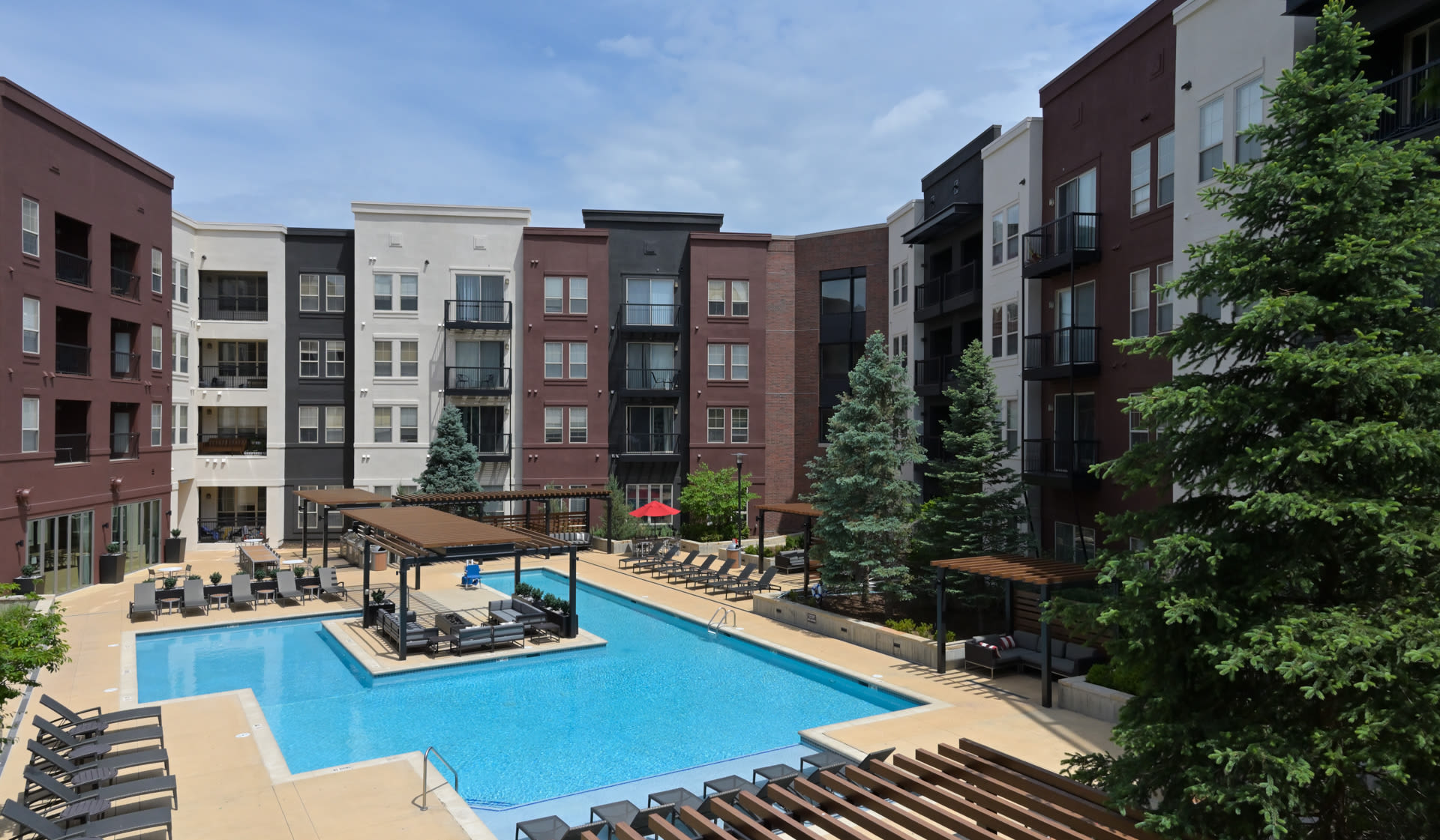21 Fitzsimons Apartment Homes – photo 1