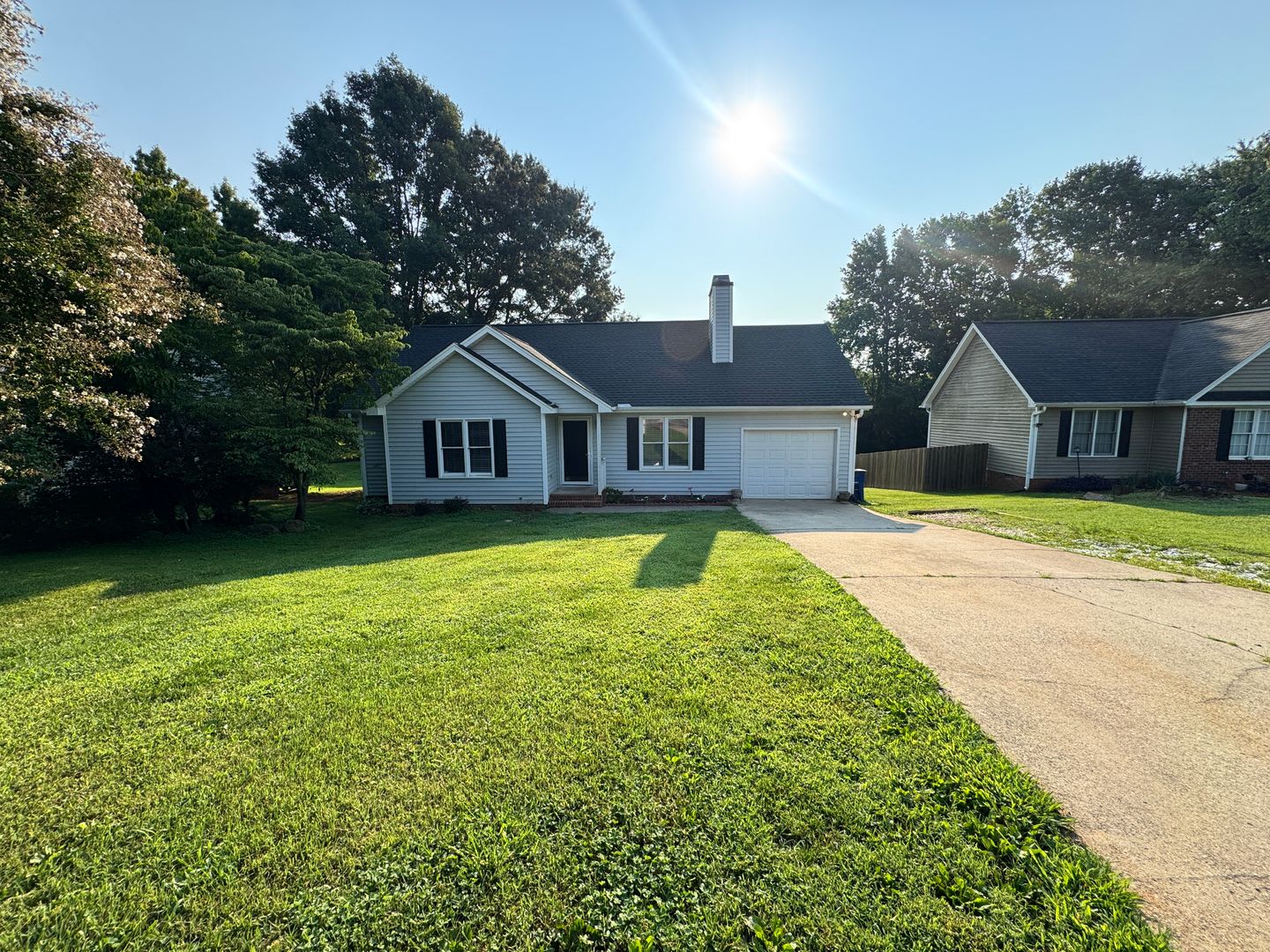 155 Lorraine Dr – photo 2