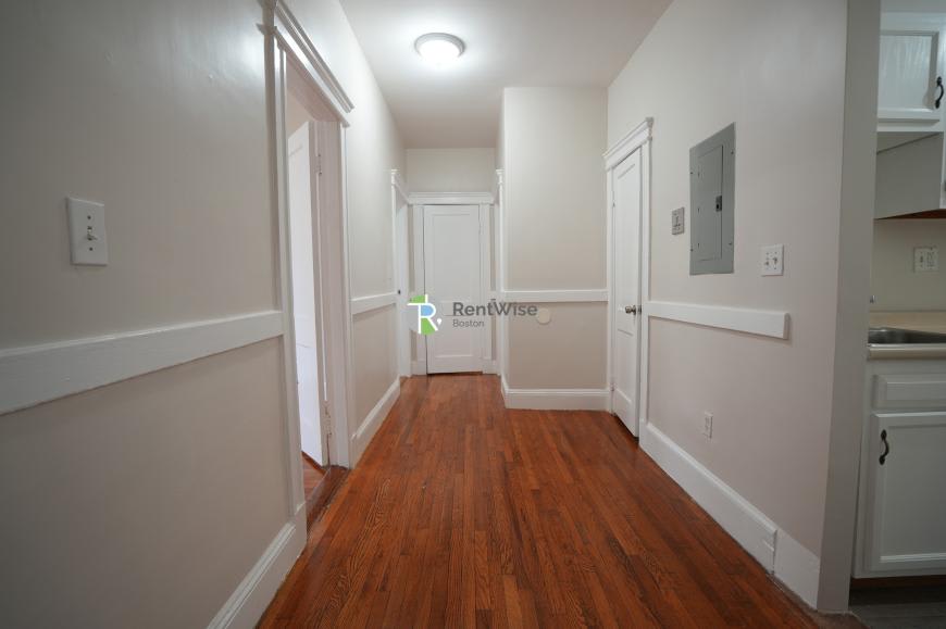1846 Commonwealth Ave. – photo 1
