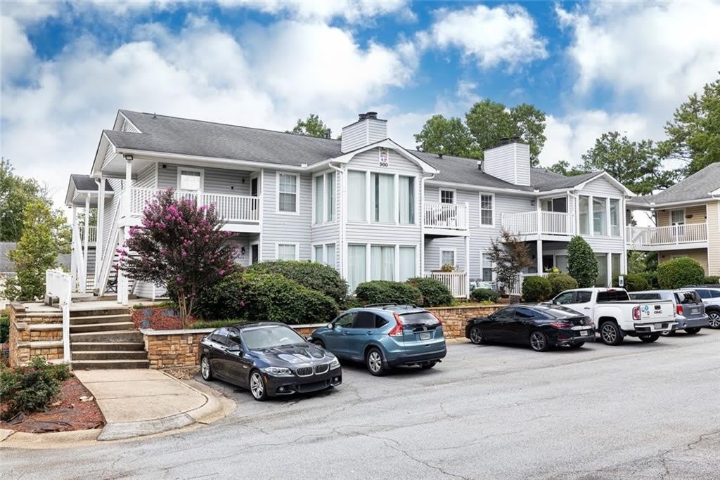 910 Augusta Drive SE – photo 4