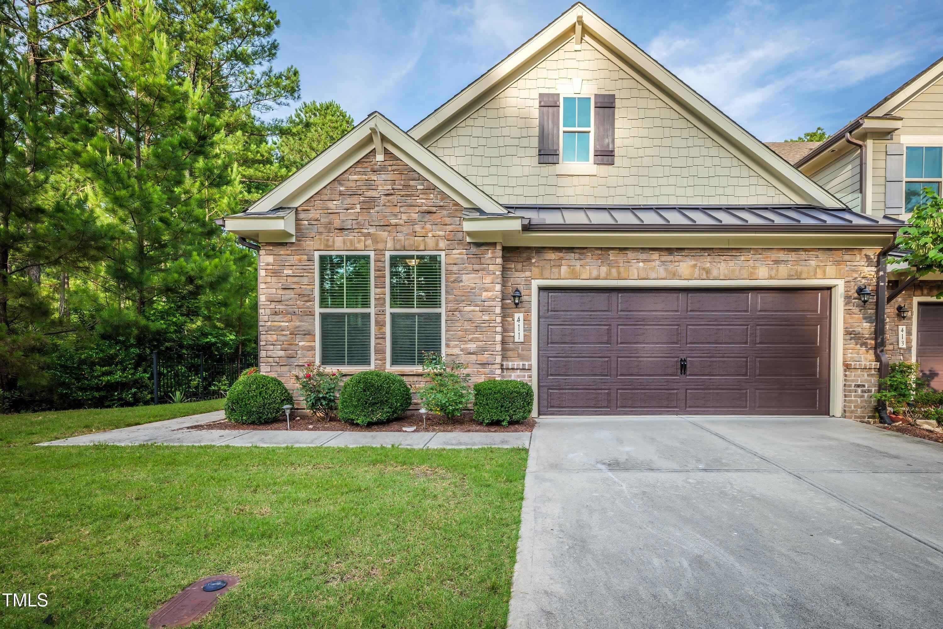 411 Alamosa Place – photo 1