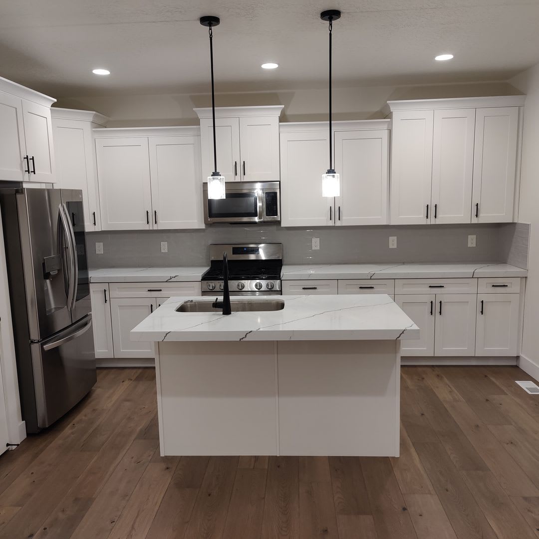Beautiful-Pristine 4 Bedroom Condo for Rent in Midvale – photo 4