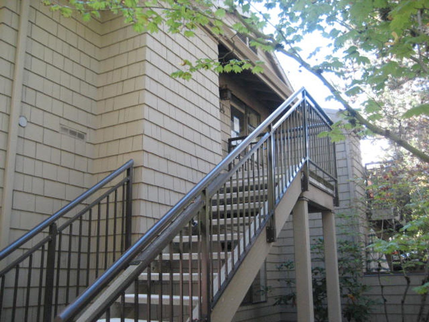 Mountain Park 2 Bedroom Condo With Spacious Kitchen Private Deck Pool Community Amenities – photo 2