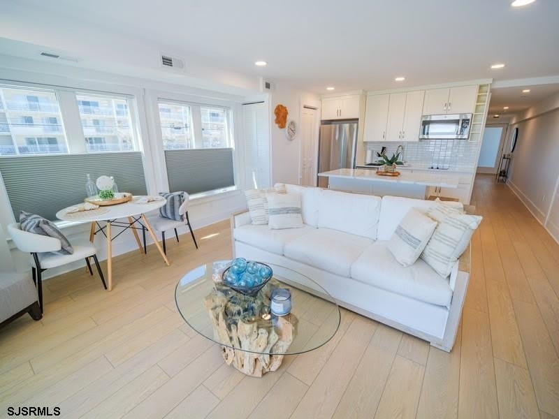 321 S 6th Street – photo 3