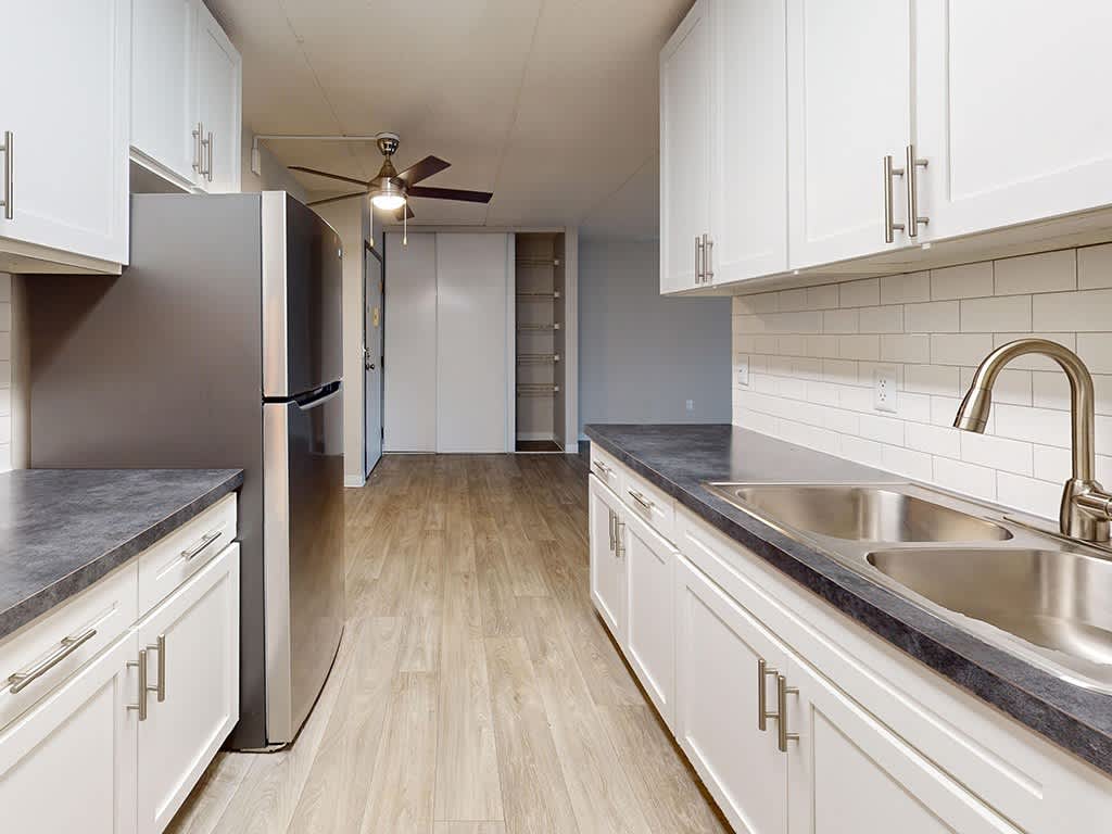 Olympik Village Apartments – photo 3