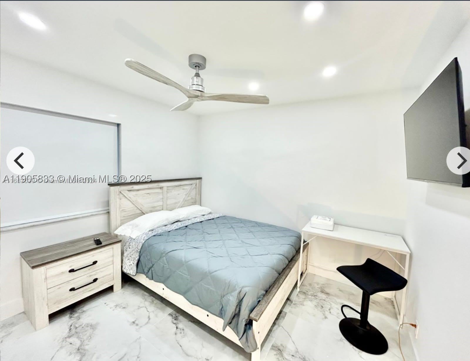 4521 SW 55th Ave – photo 5