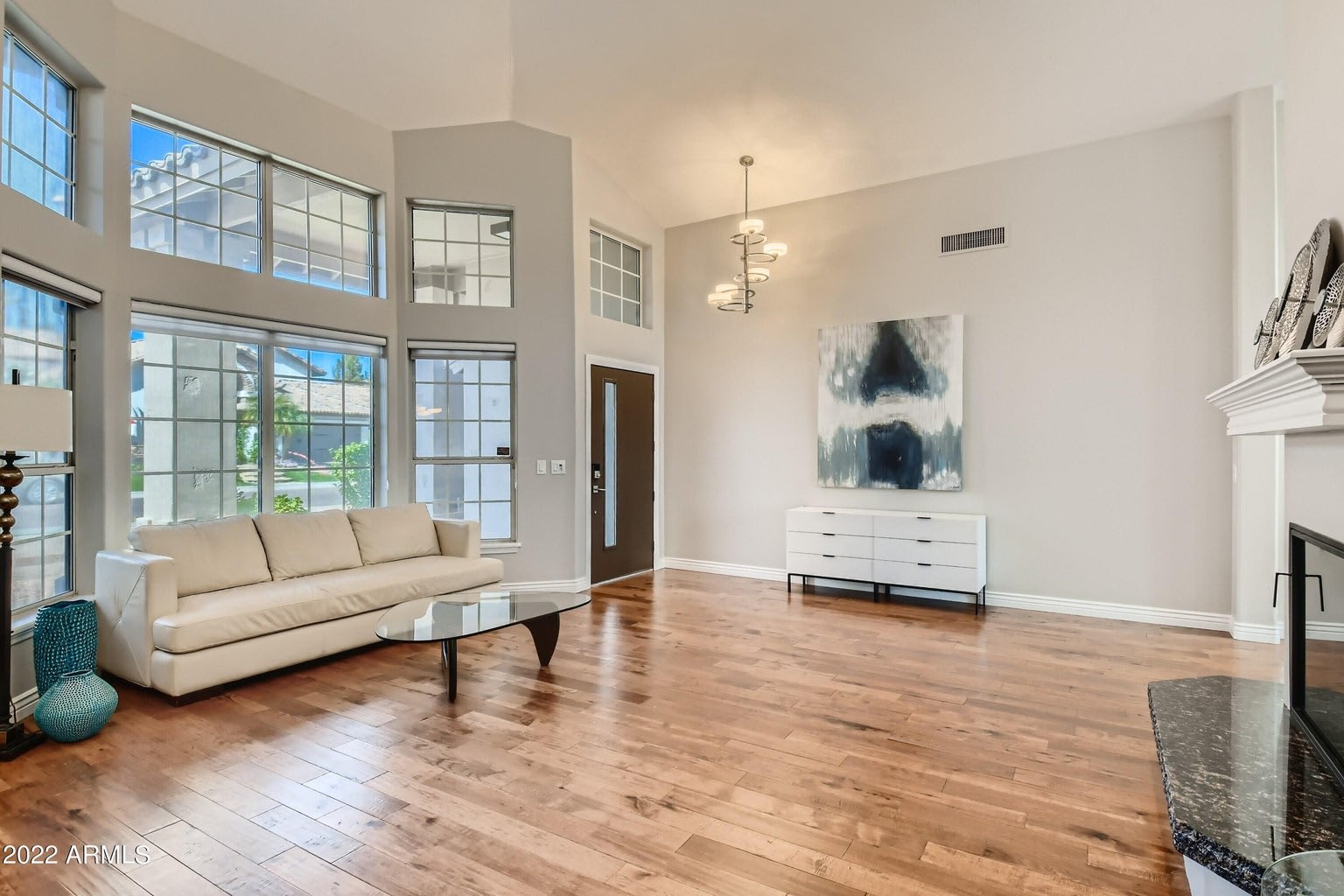 15827 S 36th St – photo 4