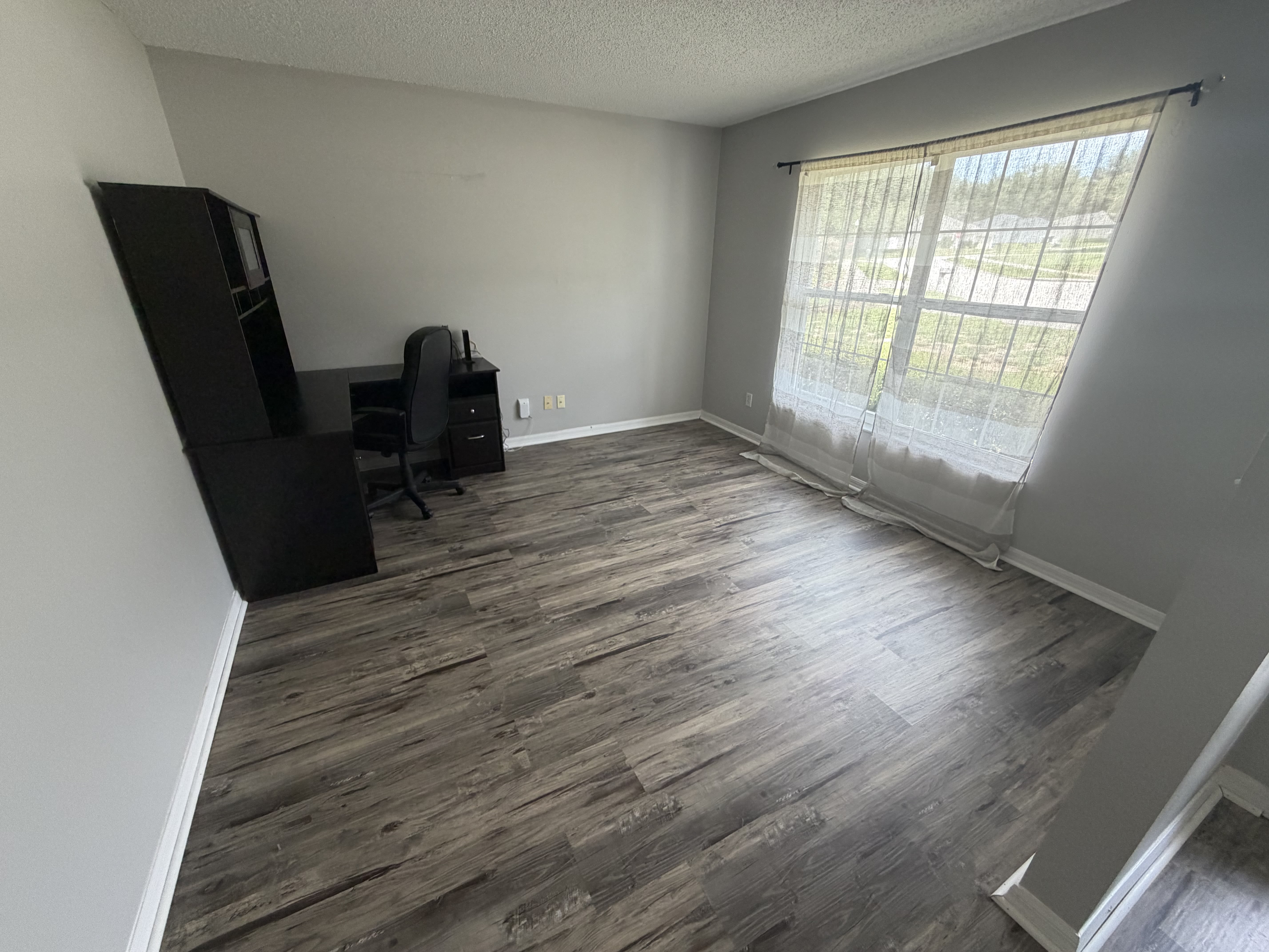 1325 Oakwood Ct – photo 4