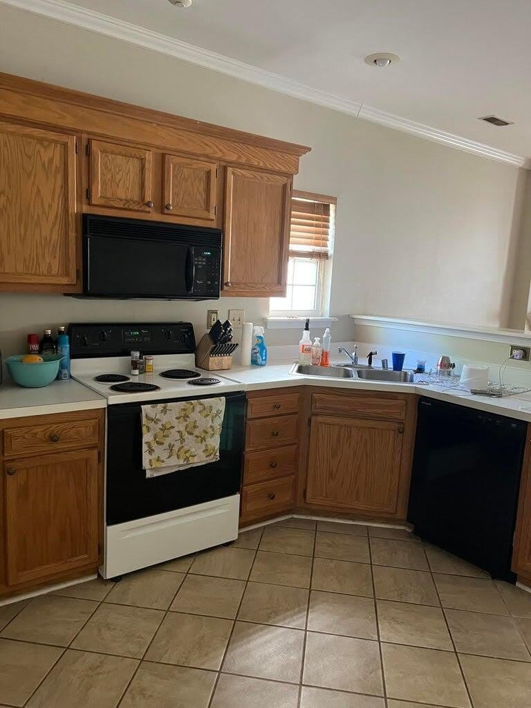 1116 Parliament Way – photo 5