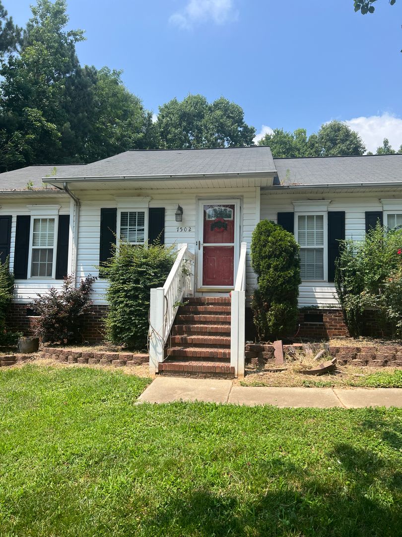 3 Bedroom, 2 Bath Home For Rent In Sherrills Ford – photo 2