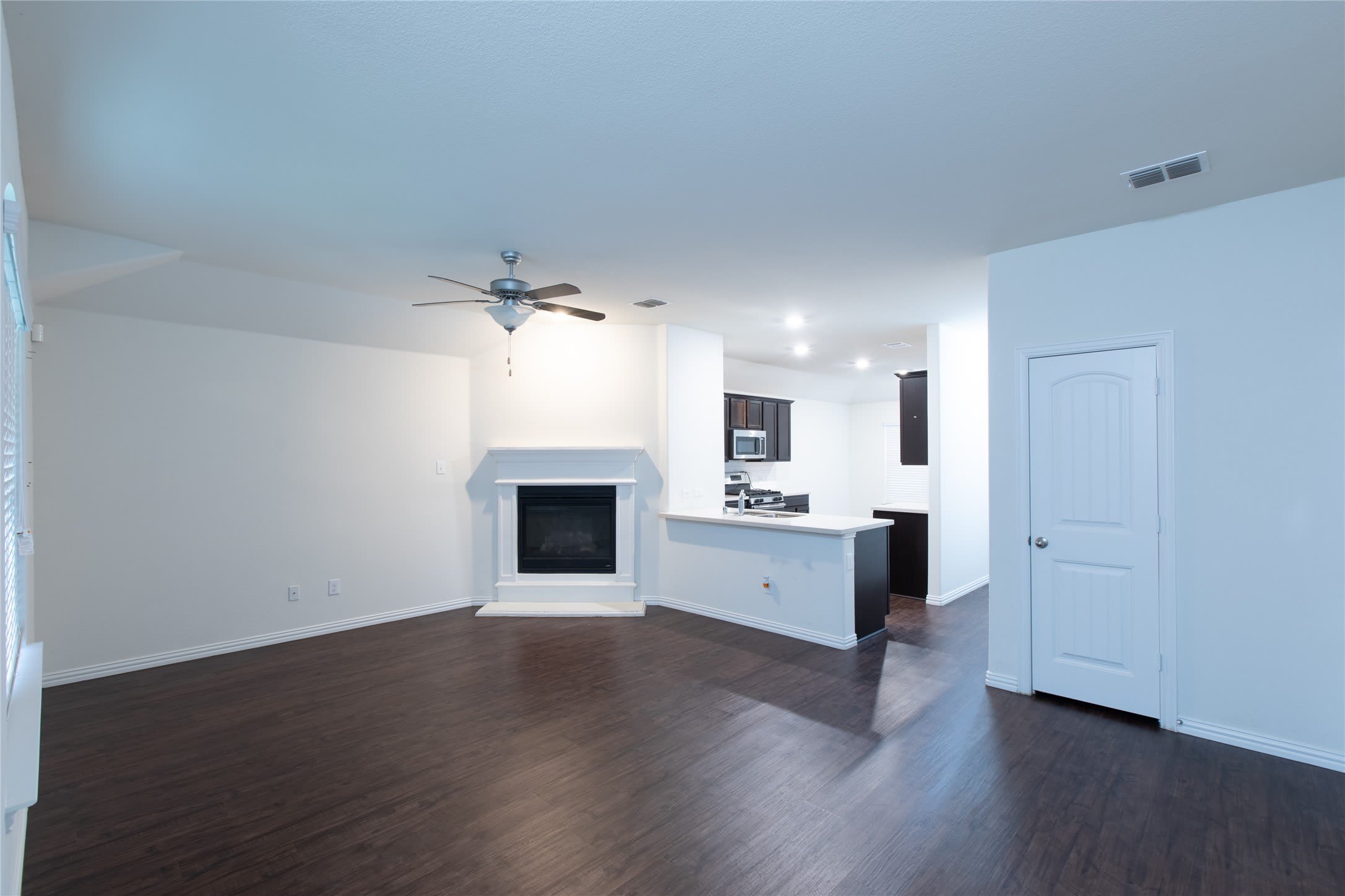 905 Silverbell Street – photo 5