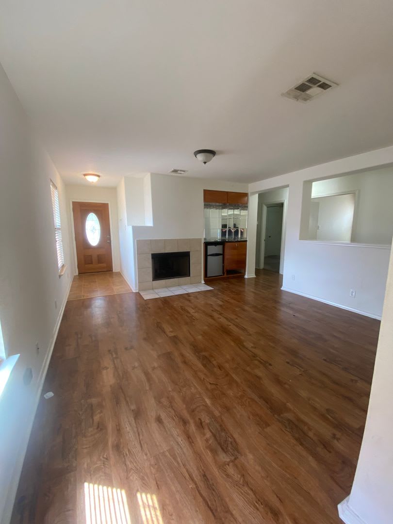 3 Bed w/ Study, 2 Bath House – photo 2