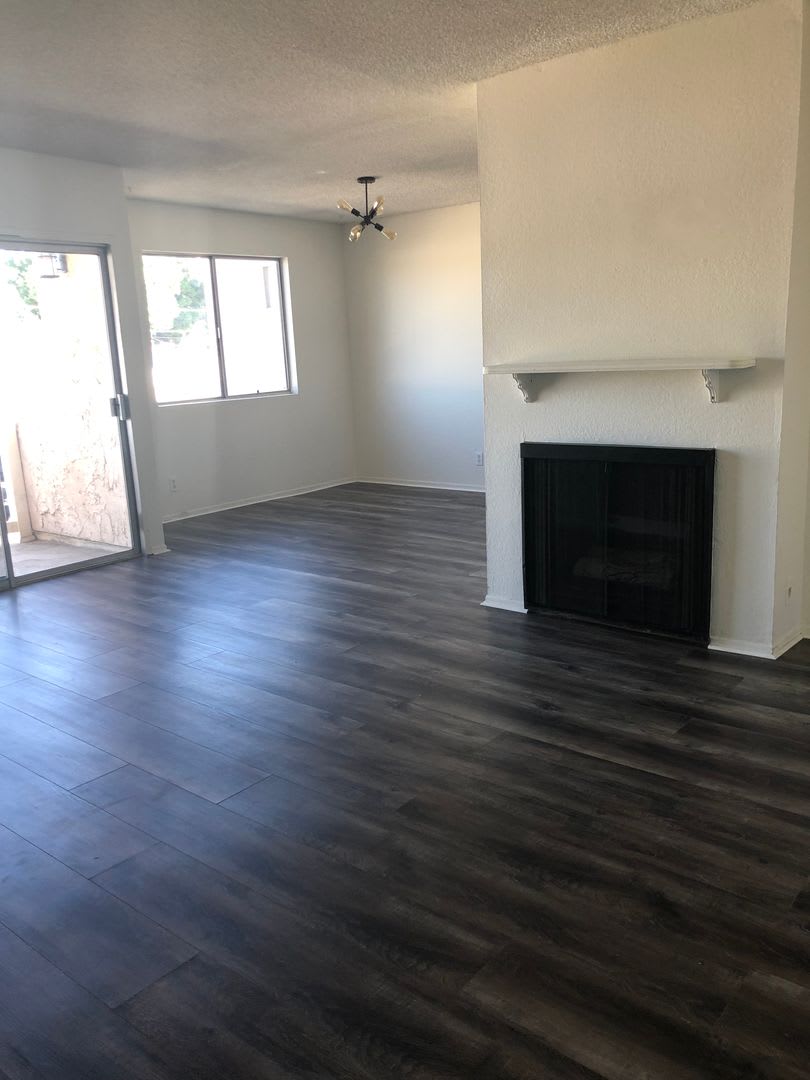 4338 Mammoth Ave Apts – photo 2