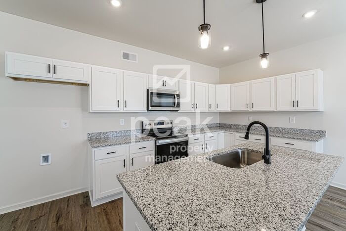 247 4th Avenue – photo 5