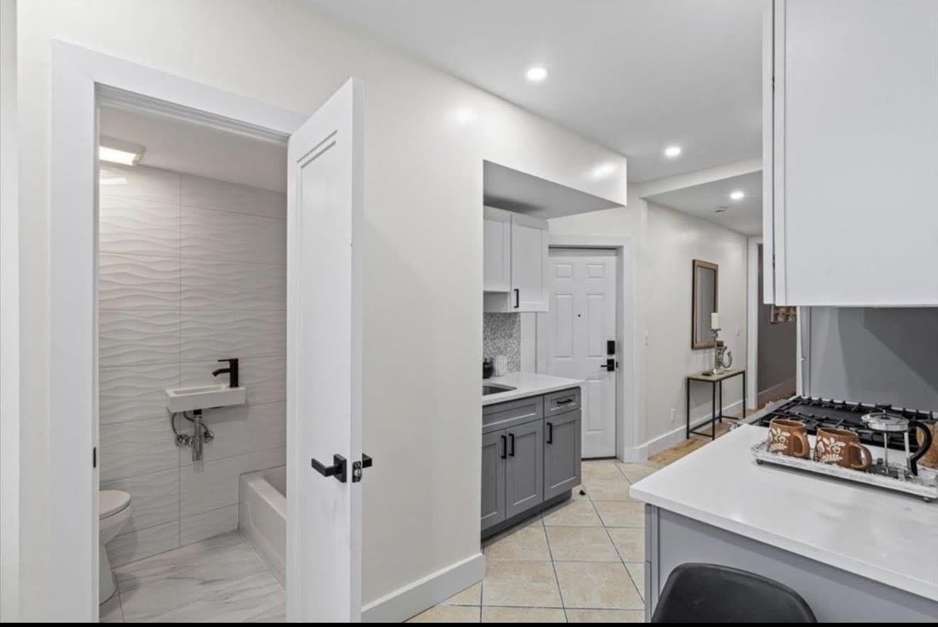 121 41St St – photo 4