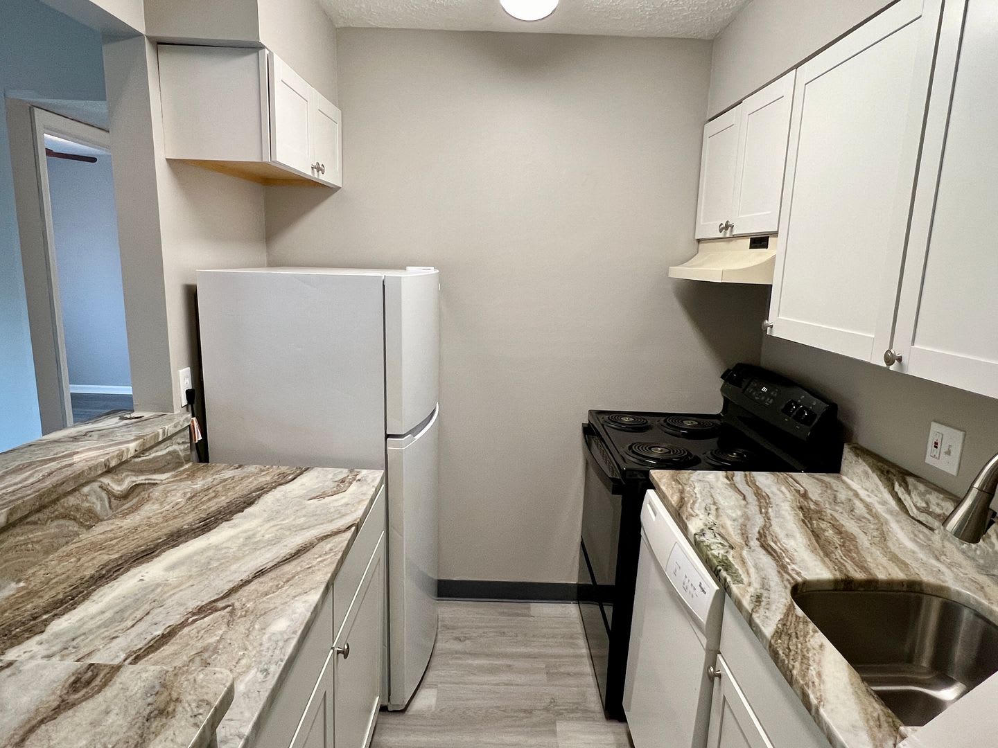 1Bth 1Bth Condo In Hampton – photo 5