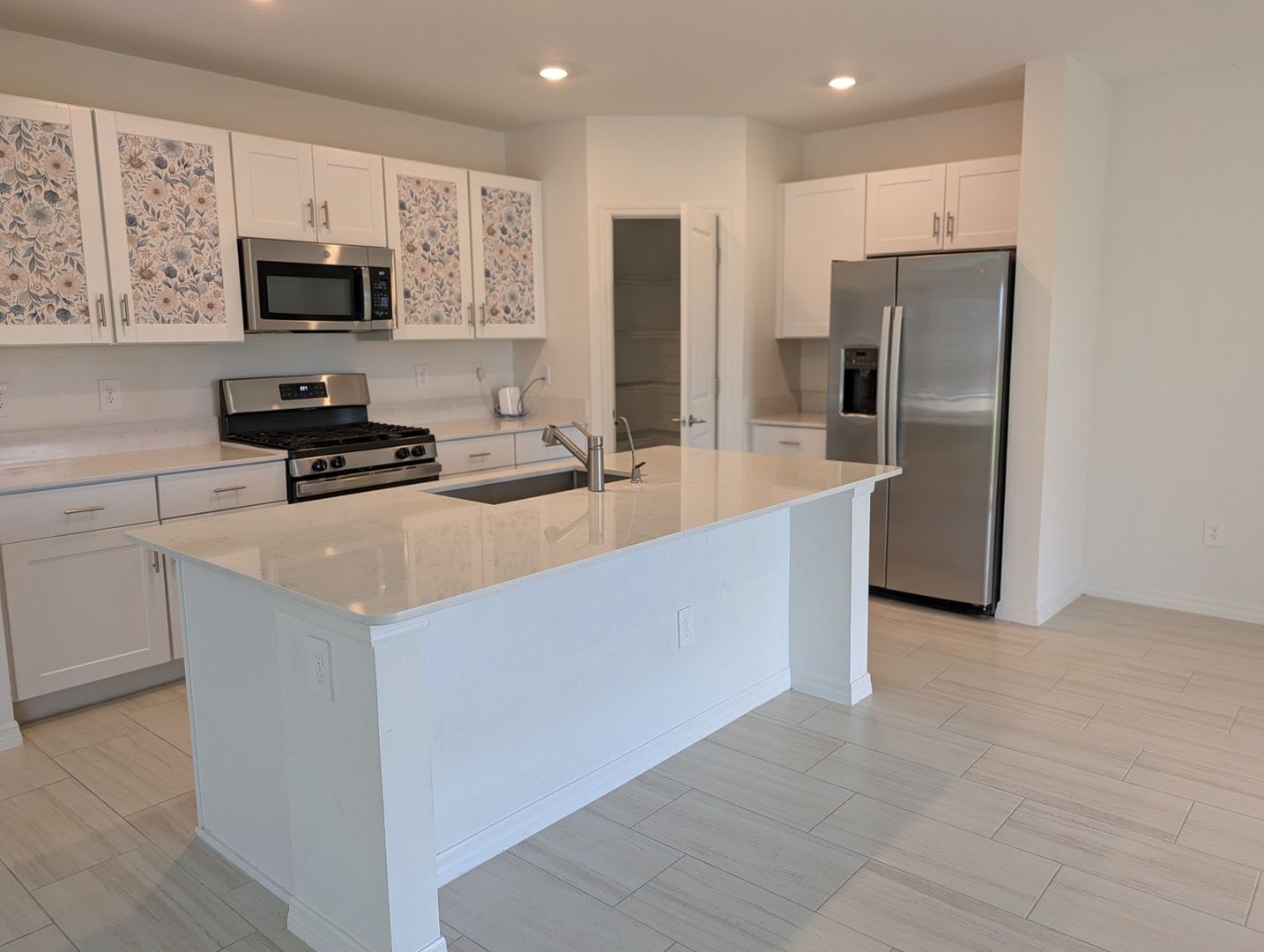 Charming 4BR House in Two Rivers – photo 1
