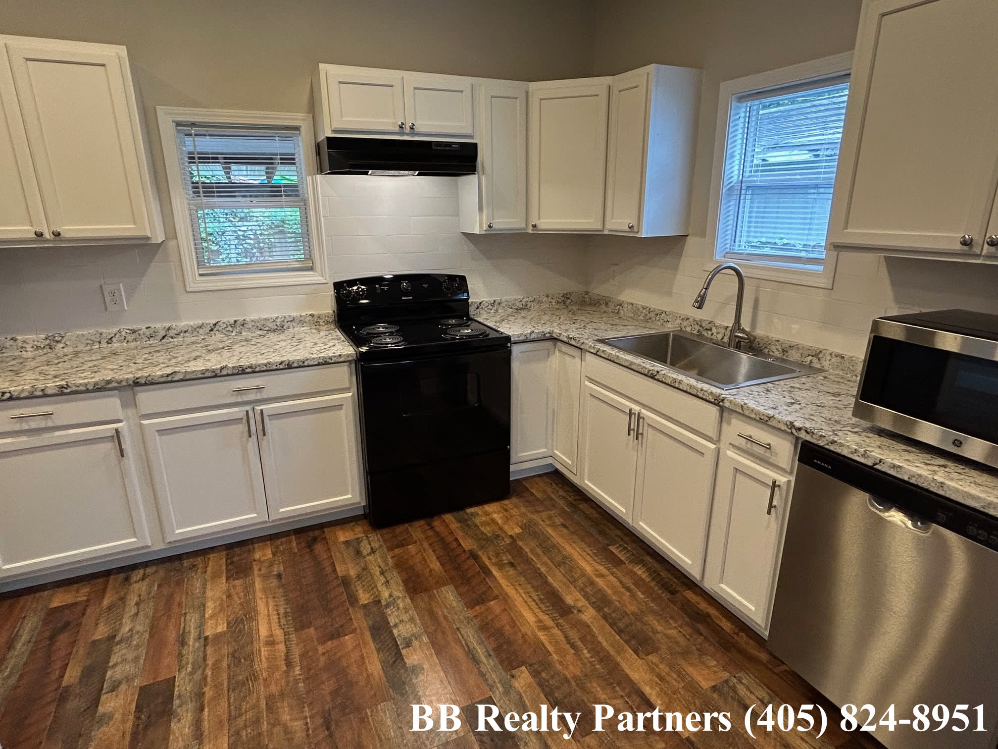 2812 E Admiral Blvd – photo 4