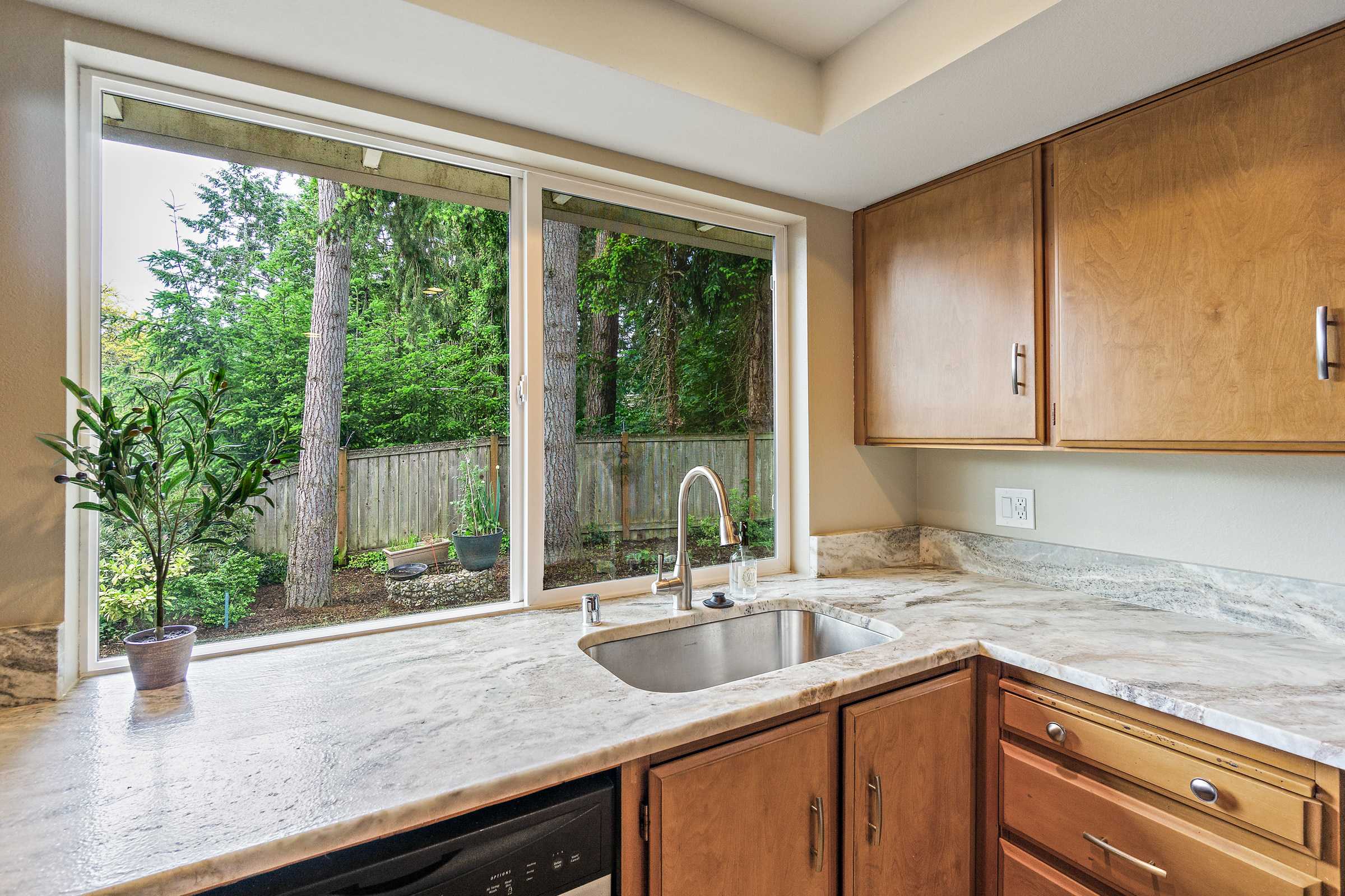 17215 Northeast 16th Place – photo 3