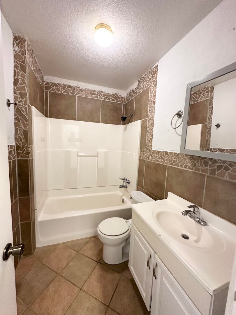 2 Bedroom 1 Bathroom House For Rent – photo 5