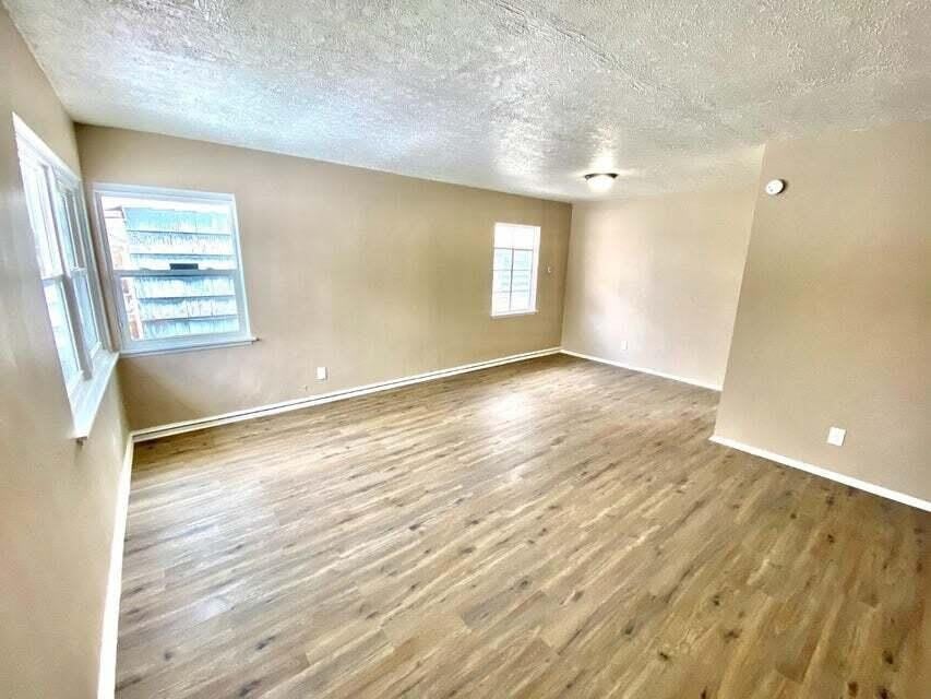 4381 Johnson Street – photo 2