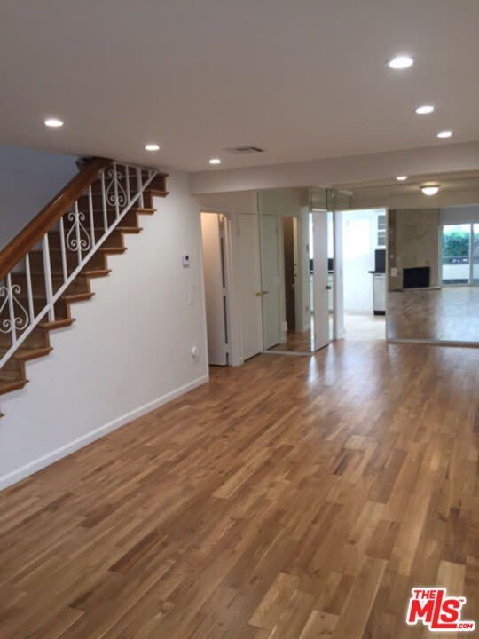 1250 S CORNING St – photo 2