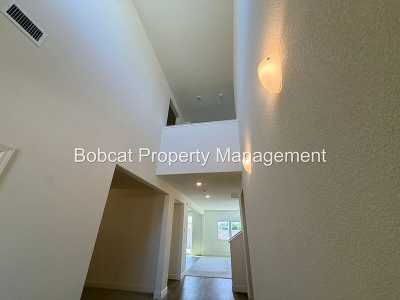 1751 Boundary Peak St – photo 4
