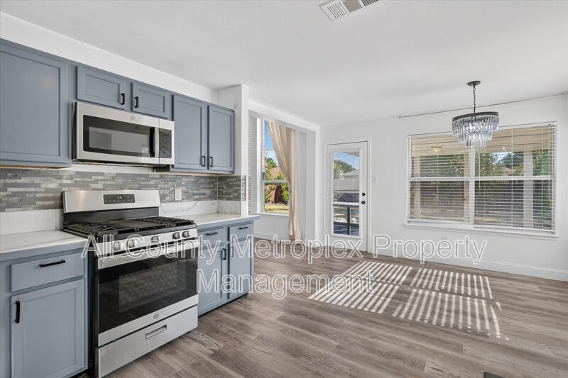 2112 Aster Trail – photo 4