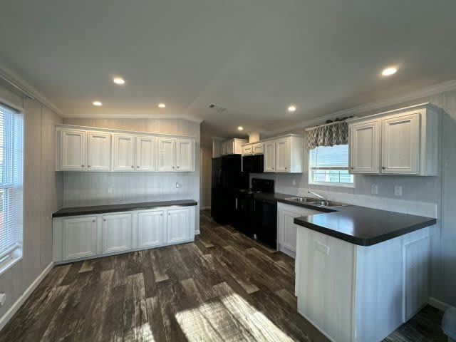 1599 Genie St – photo 3