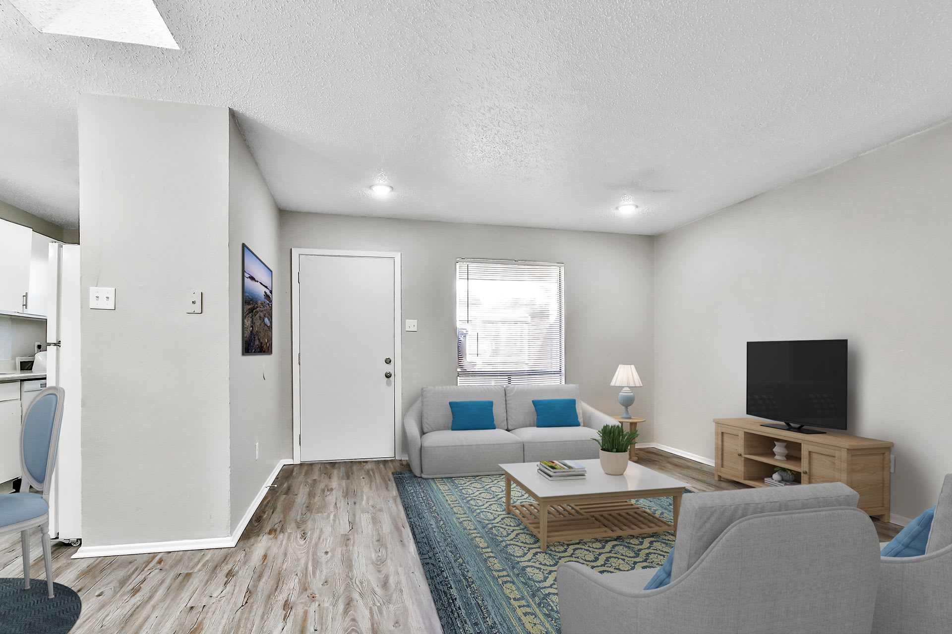 2 Bedroom 1 Bathroom With An Extra Living Space – photo 4
