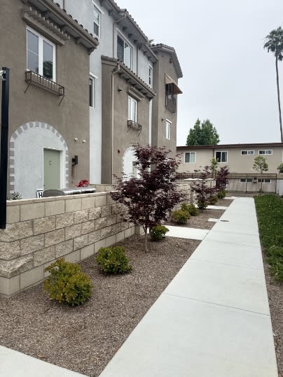 573 East Arrow Highway – photo 2