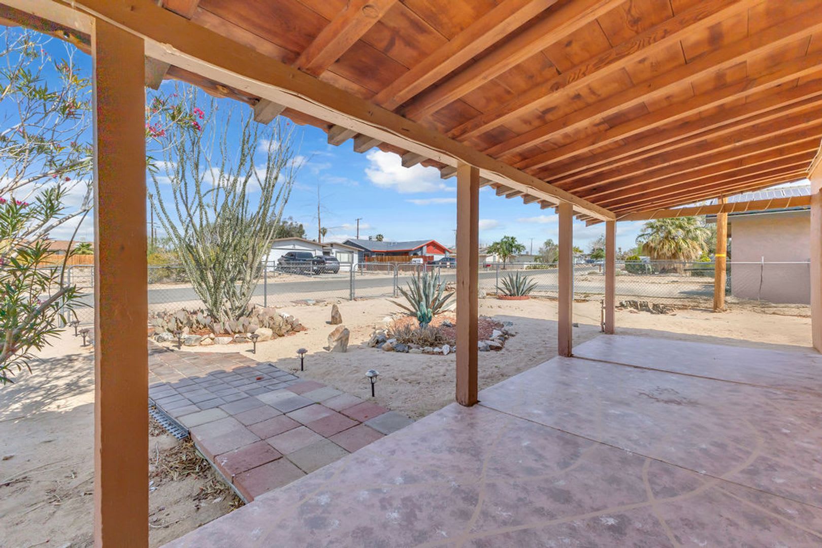 For Rent Unique Desert Retreat At 6365 Cahuilla Ave Twentynine Palms – photo 4