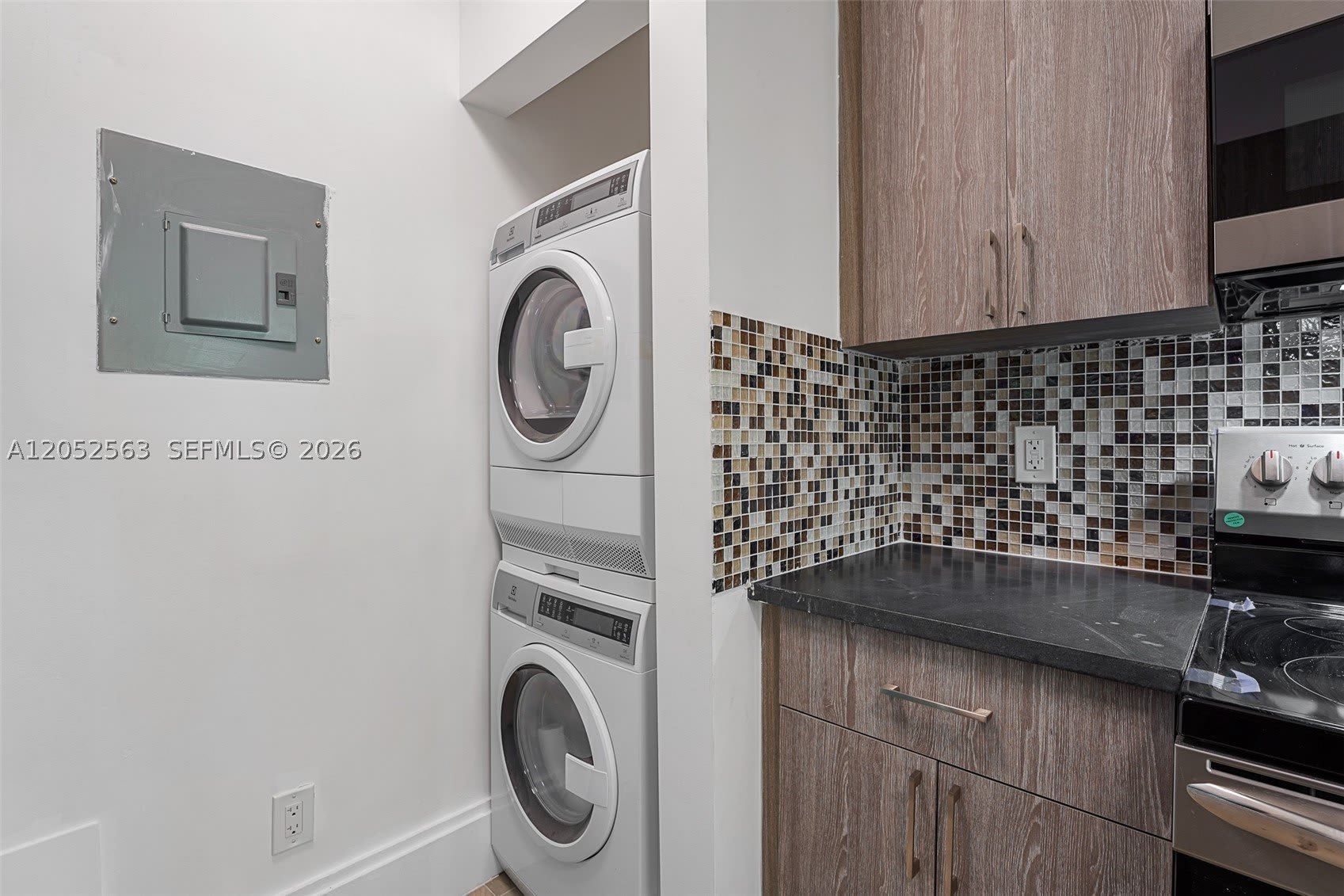 1509 Pennsylvania Ave – photo 3
