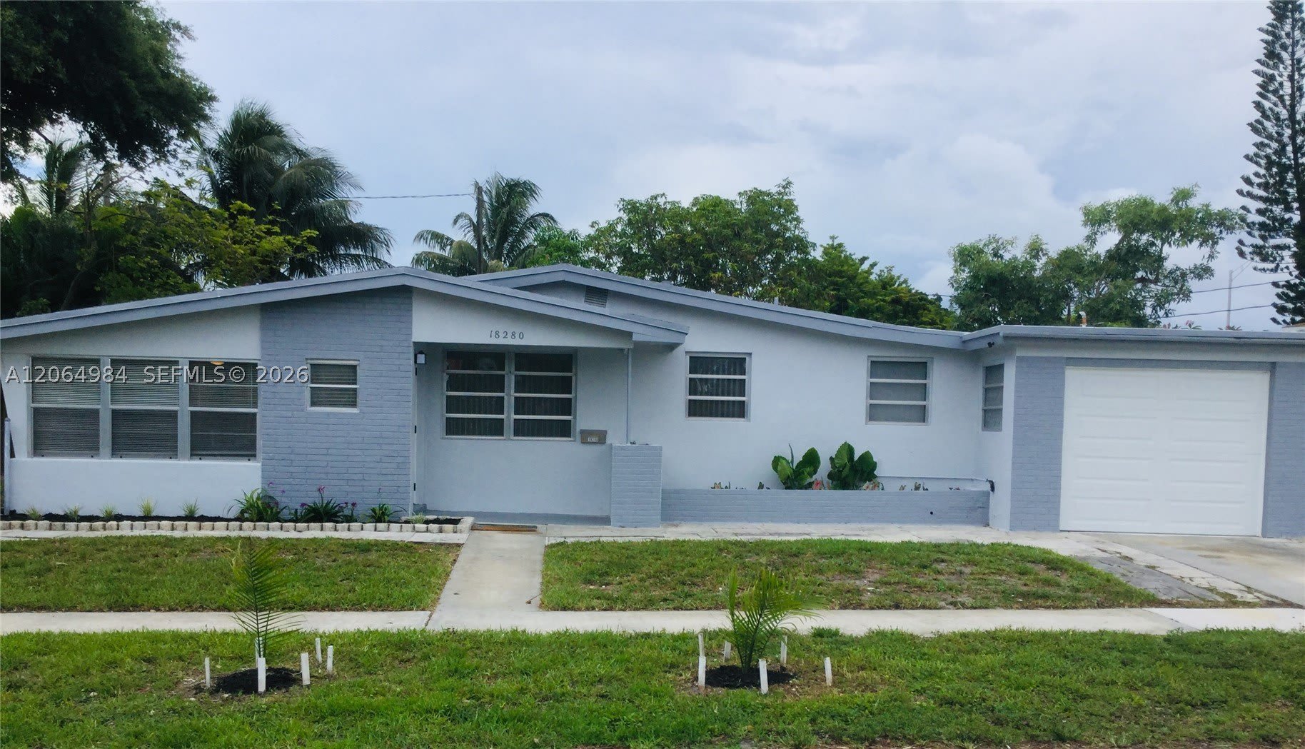 18280 S Glades Dr – photo 1