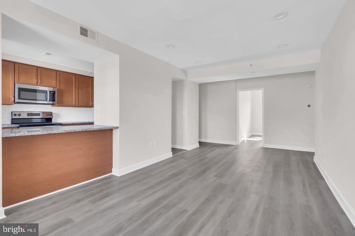 1800 28TH Place SE – photo 4