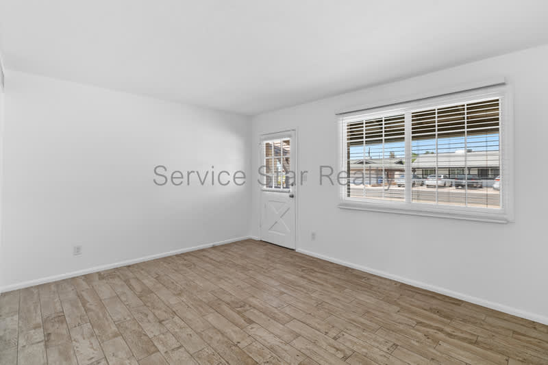 923 E Wesleyan Dr – photo 5