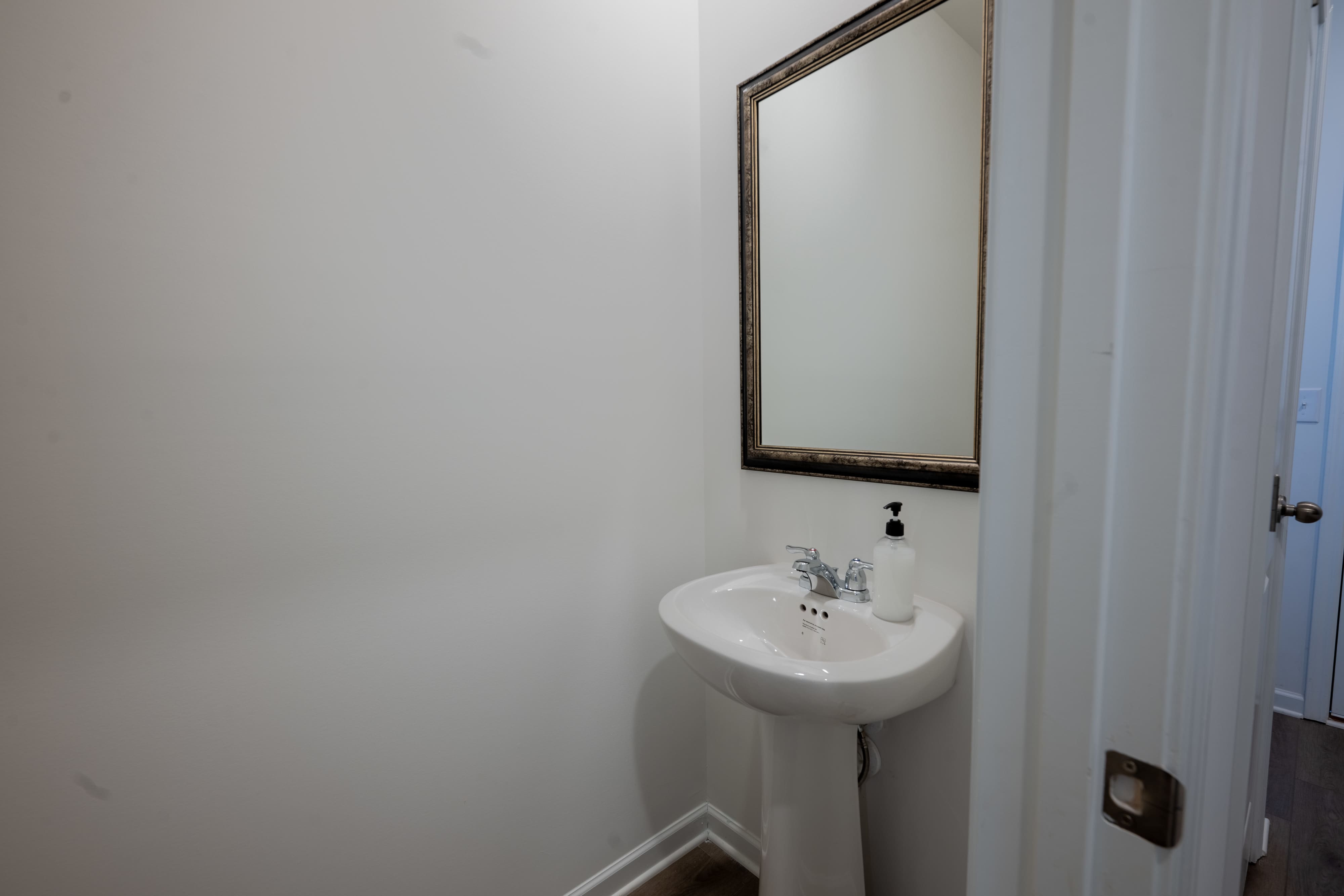 244 Kenoot Dr – photo 4