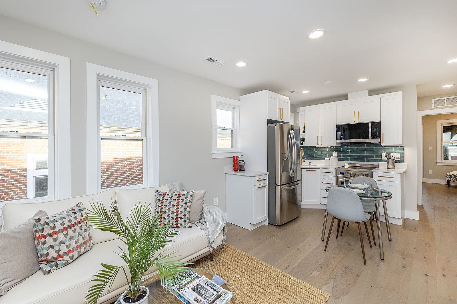 125 South Braddock Street – photo 1