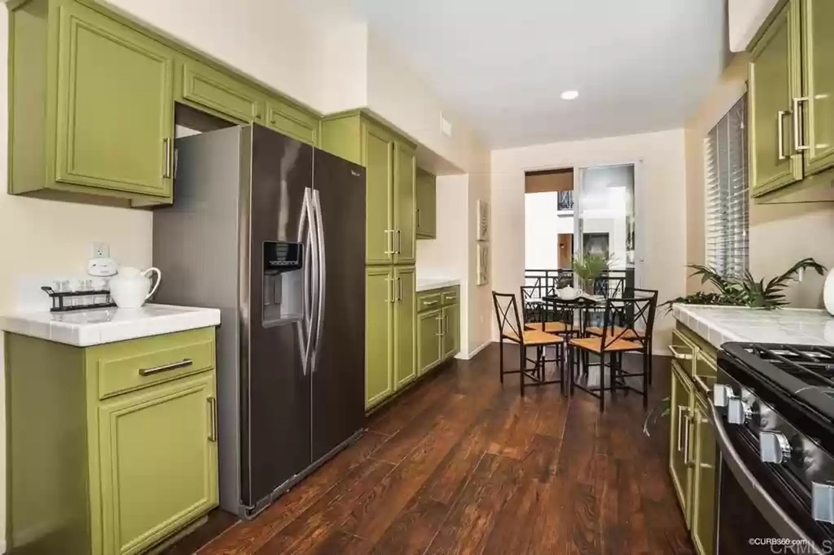Designer Kearny Mesa 2br/2ba Townhome in Tribeca at Spectrum – photo 3
