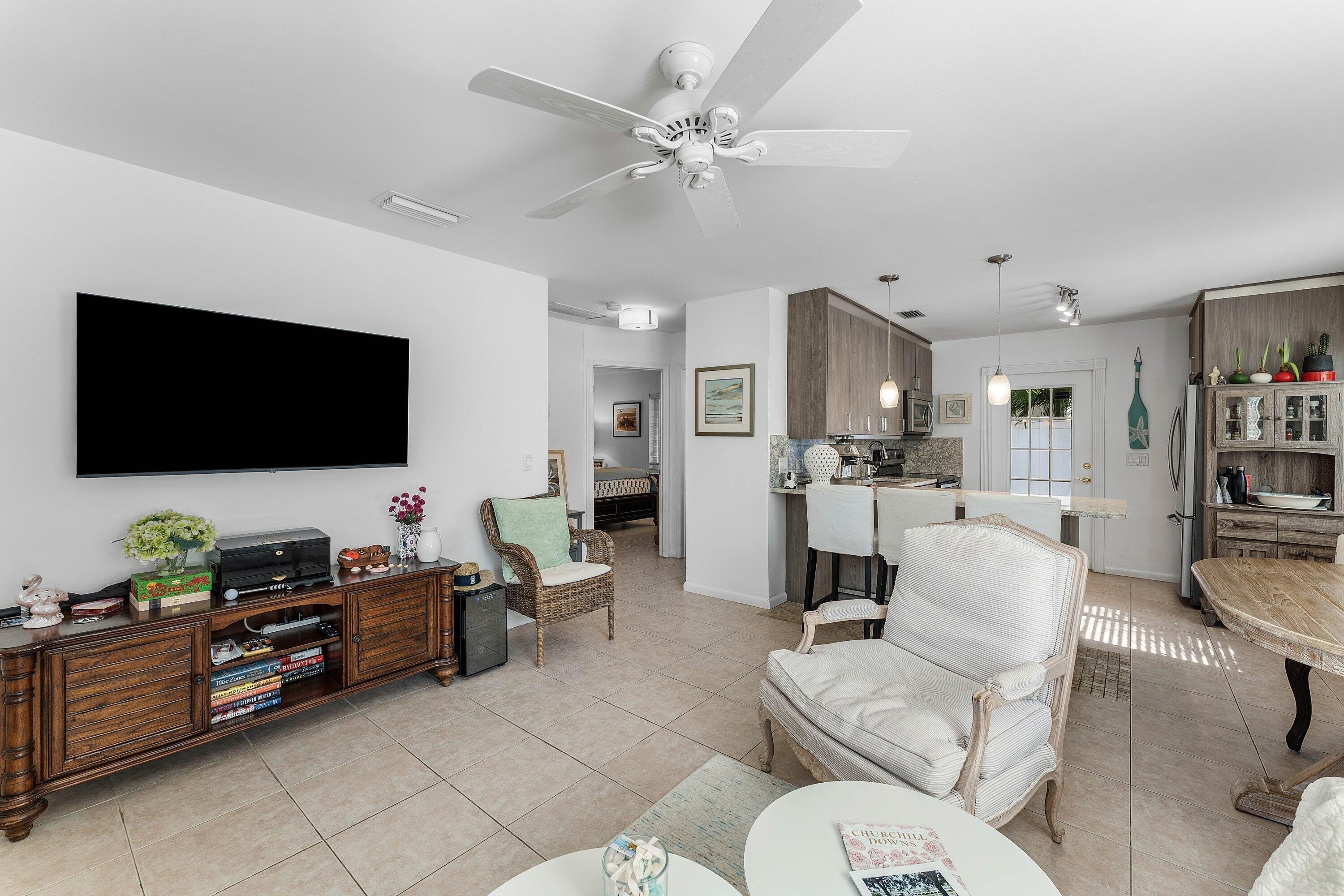334 NE 7th Avenue – photo 5