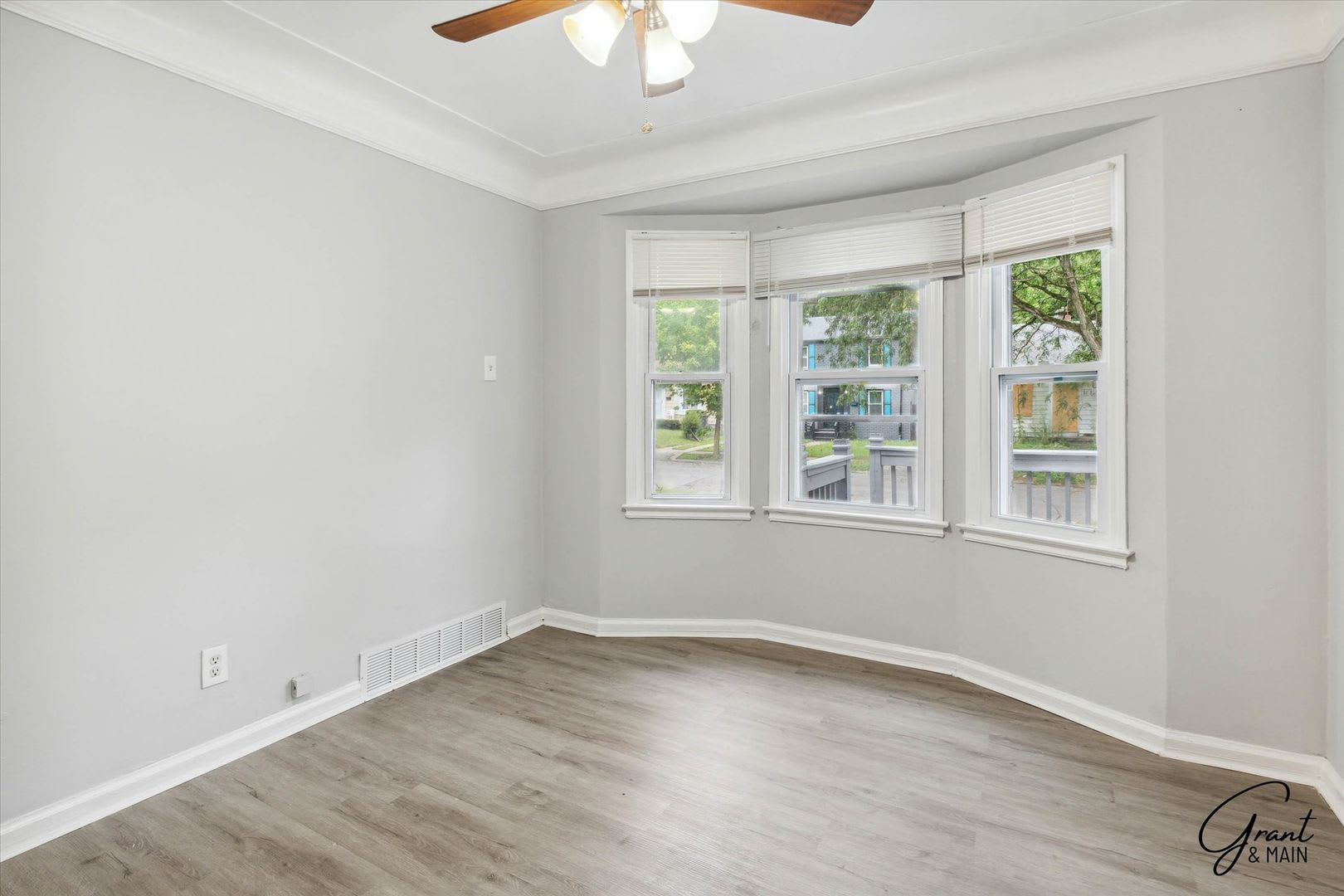 $1,300/month – photo 5