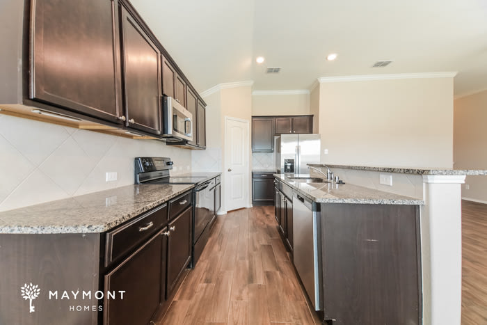 251 Oxford Drive – photo 4