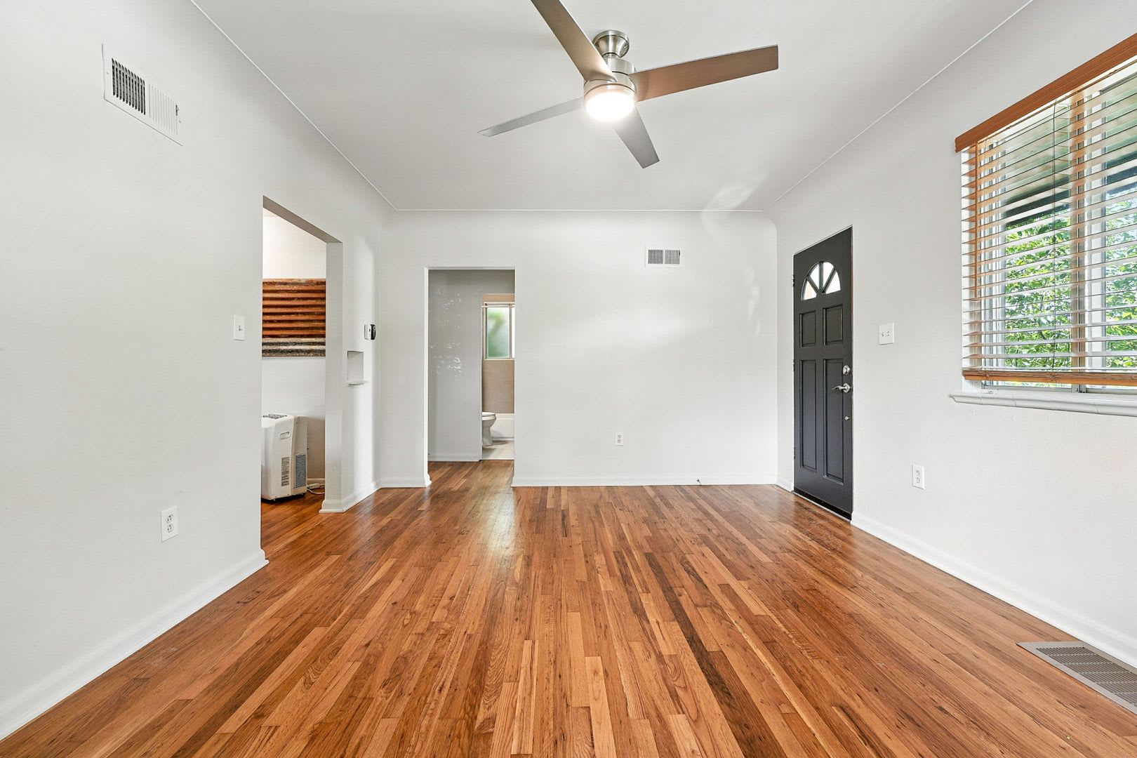 Upper Level Duplex with High walk score! Adjacent to Swedish and Craig Hospitals! – photo 2