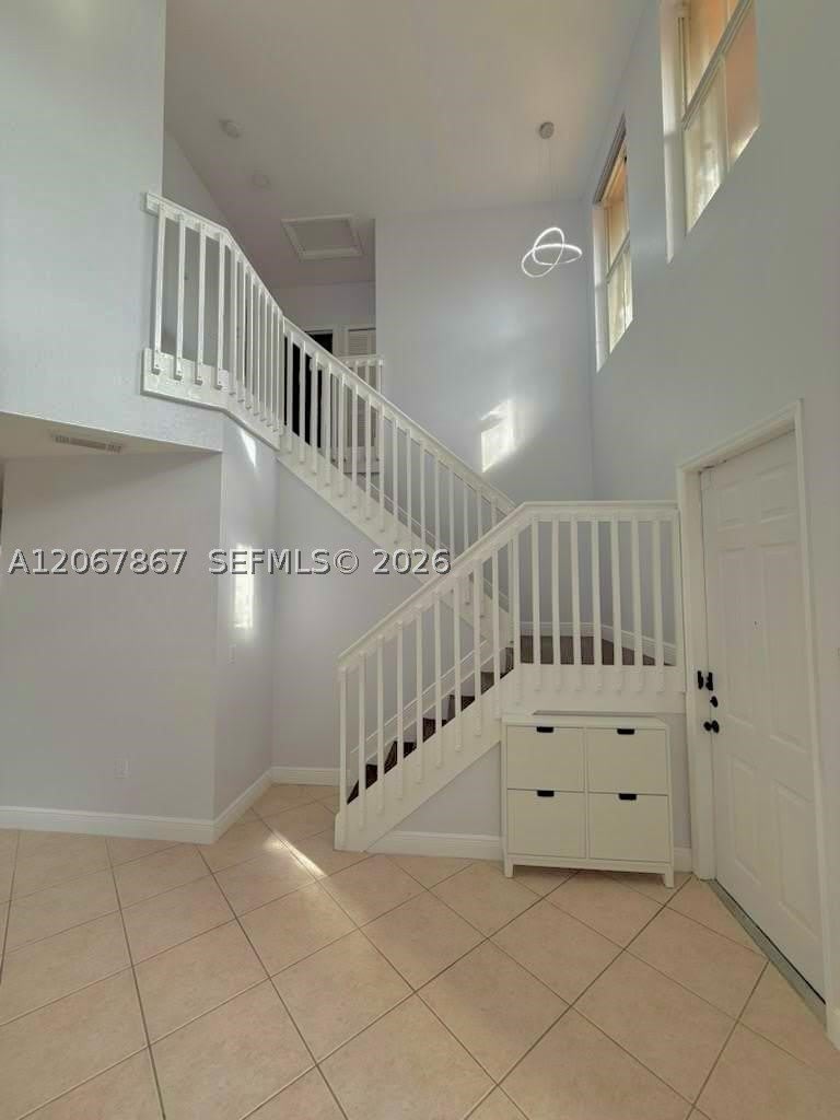 922 NW 134th Ave – photo 2