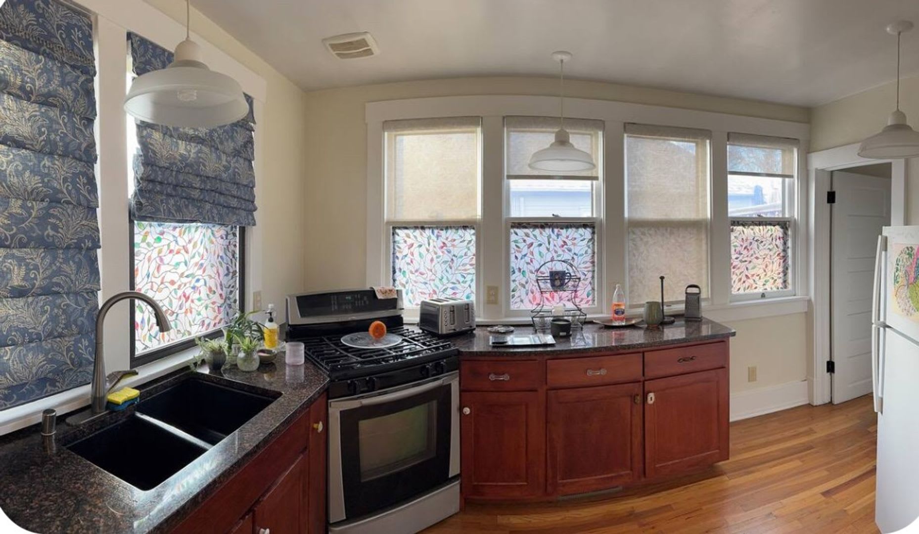 Historic Home 2 Bedroom +office 2 Baths, and Off street Parking – photo 5