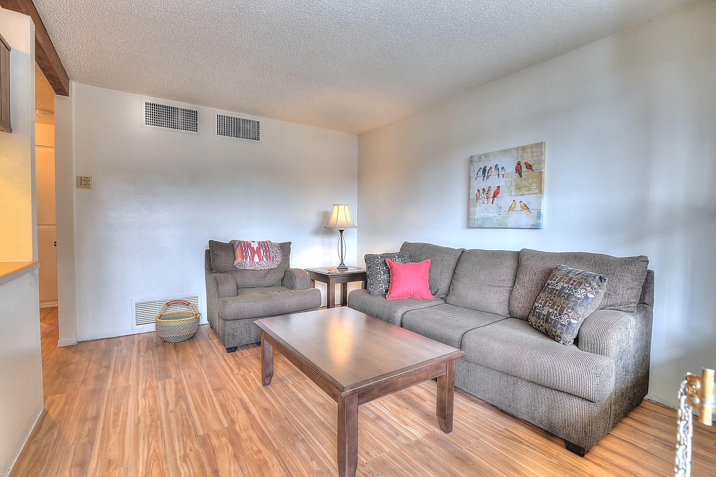 Fair Plaza Apartments – photo 2