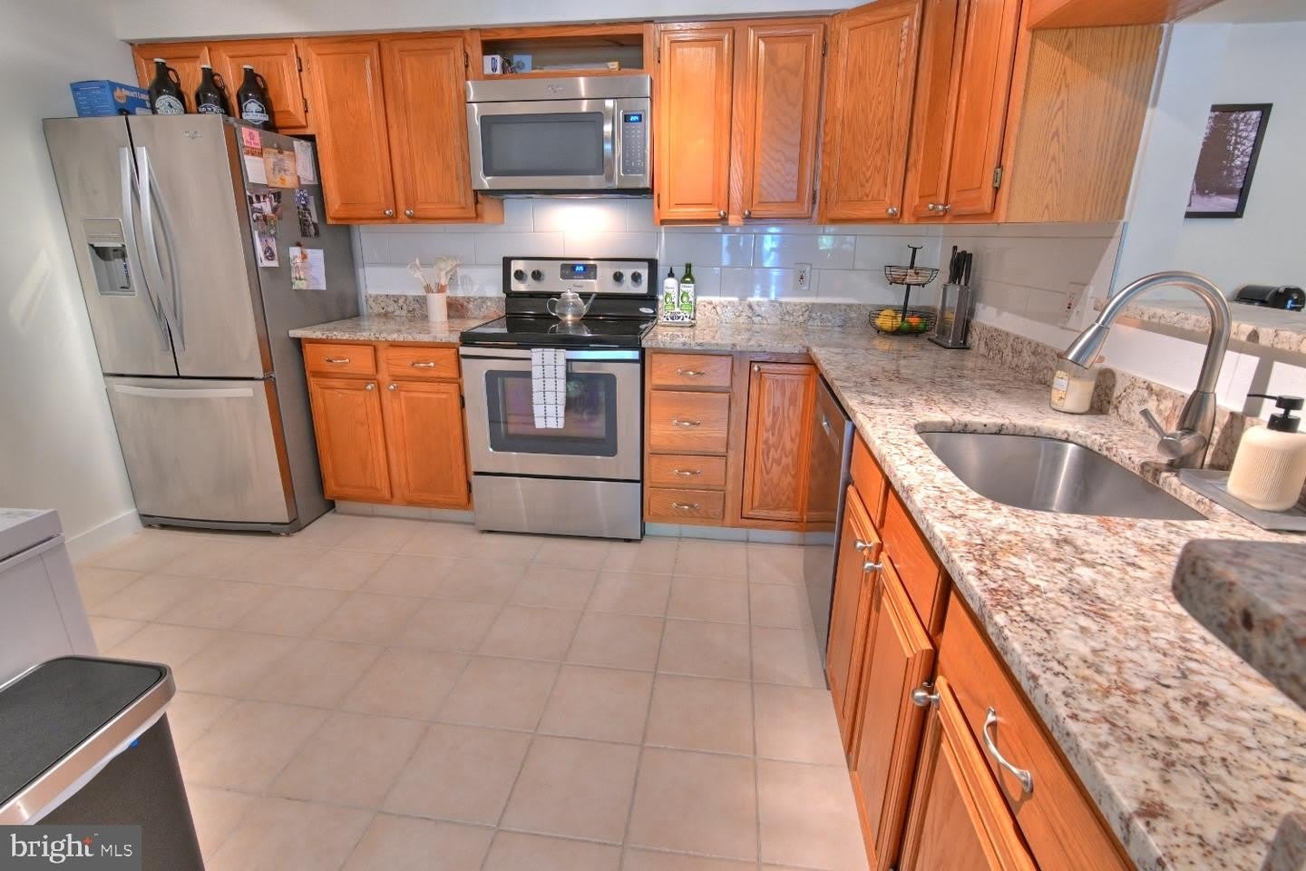 2220 SPRINGWOOD DR #UNIT C – photo 2
