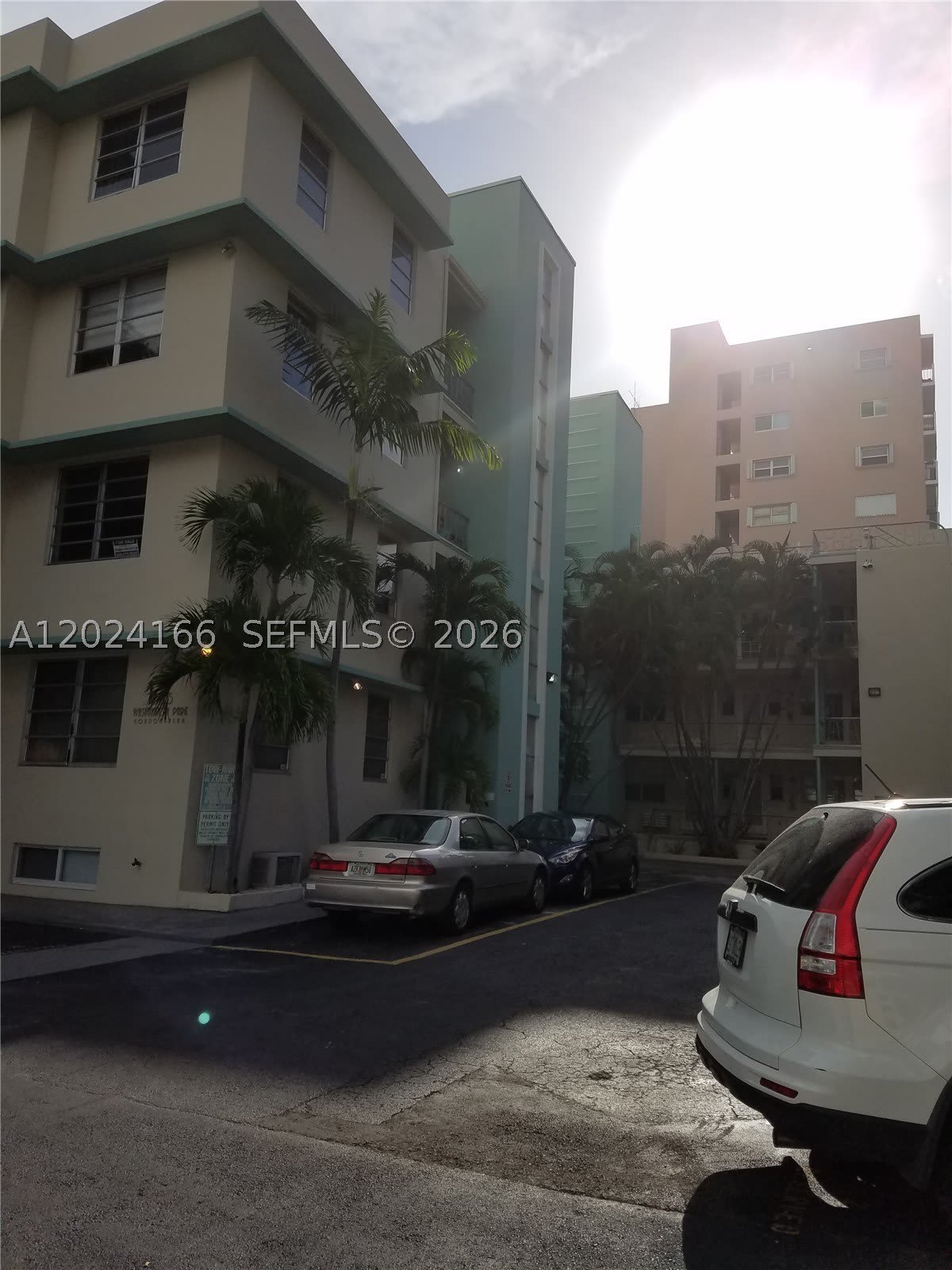 1751 Washington Ave – photo 2