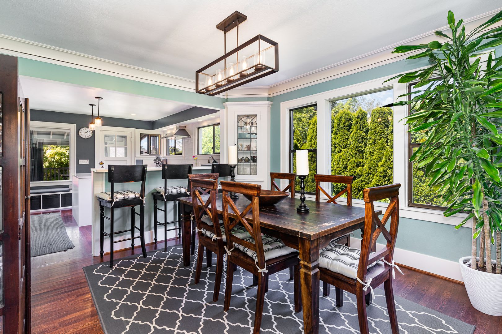 Charming North Admiral Craftsman w/ Modern Updates! – photo 1