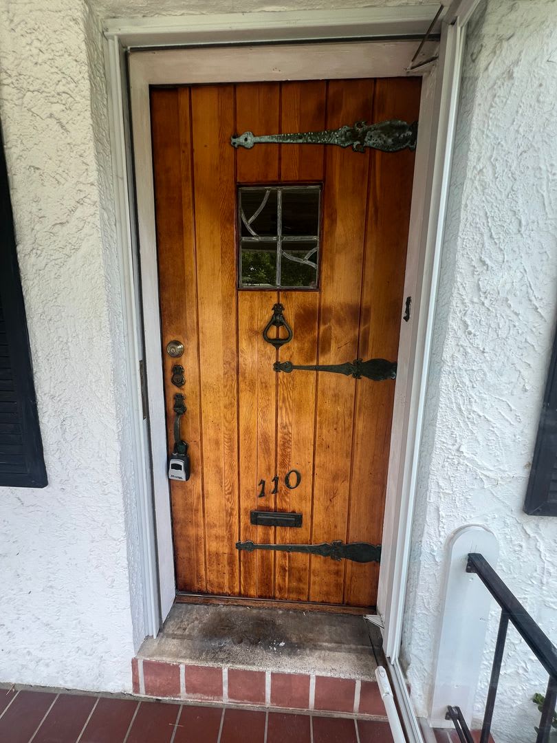Charming Renovated Mount Penn 3 BR For Immediate Move In – photo 4